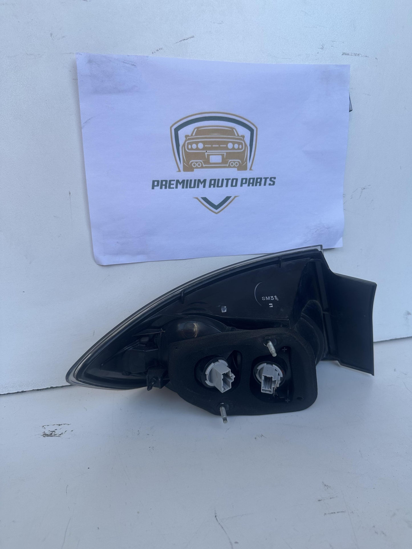 2006  BK10F1 Right Taillight