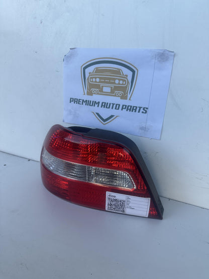 2002  I 644 Left Taillight