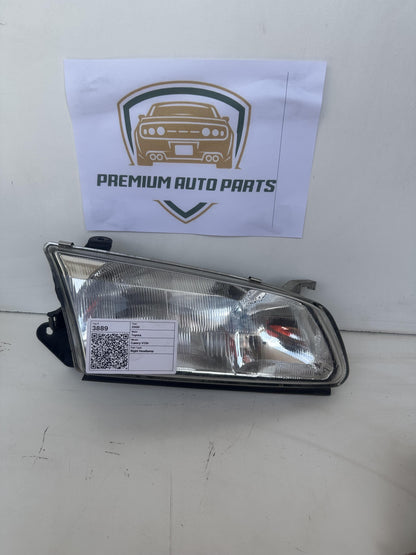 2000   Right Headlight