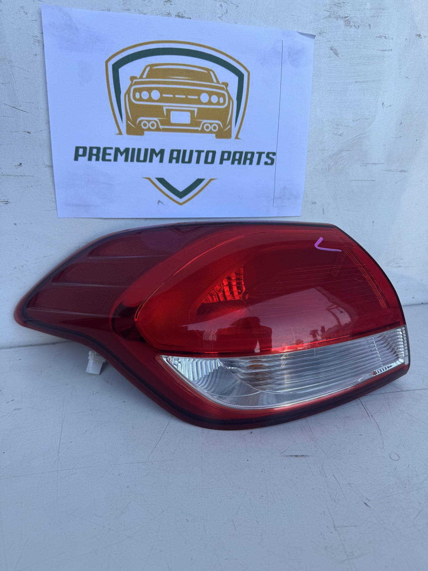 2014   Left Taillight