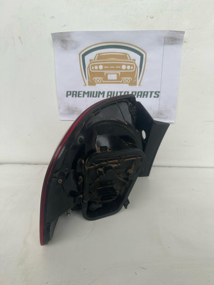 2007   Right Taillight