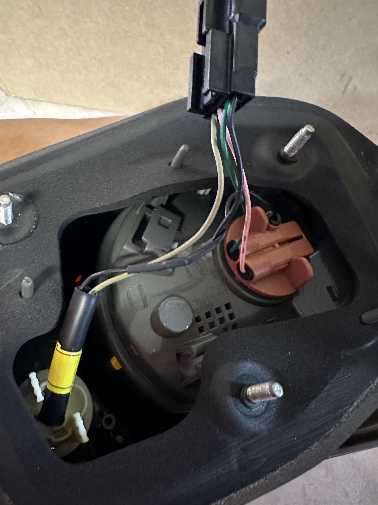 2008   Left Taillight