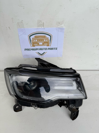 2018 Jeep Grand Cherokee Right Headlight