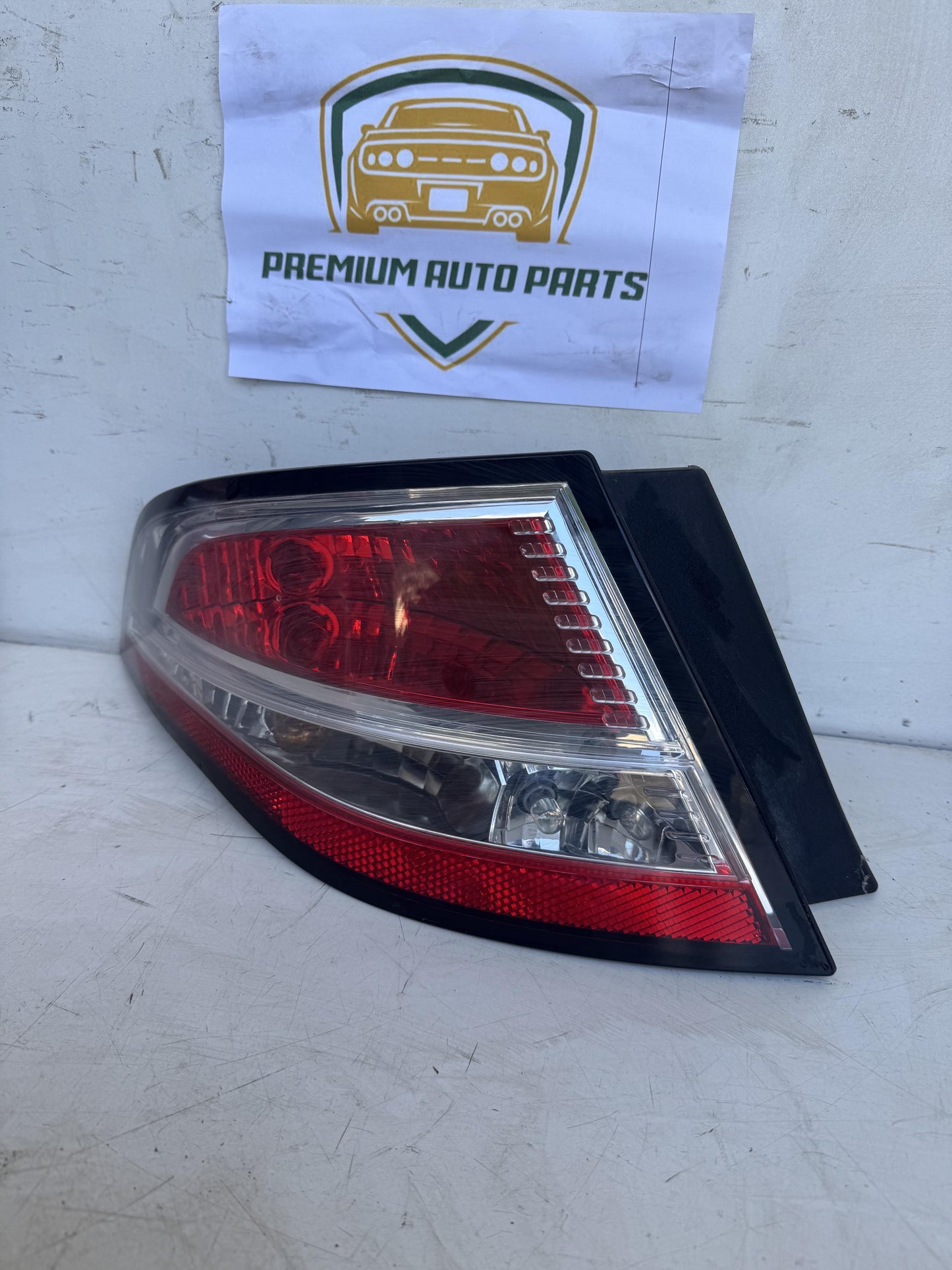 2011  FG Left Taillight