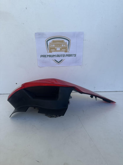 2013   Left Taillight