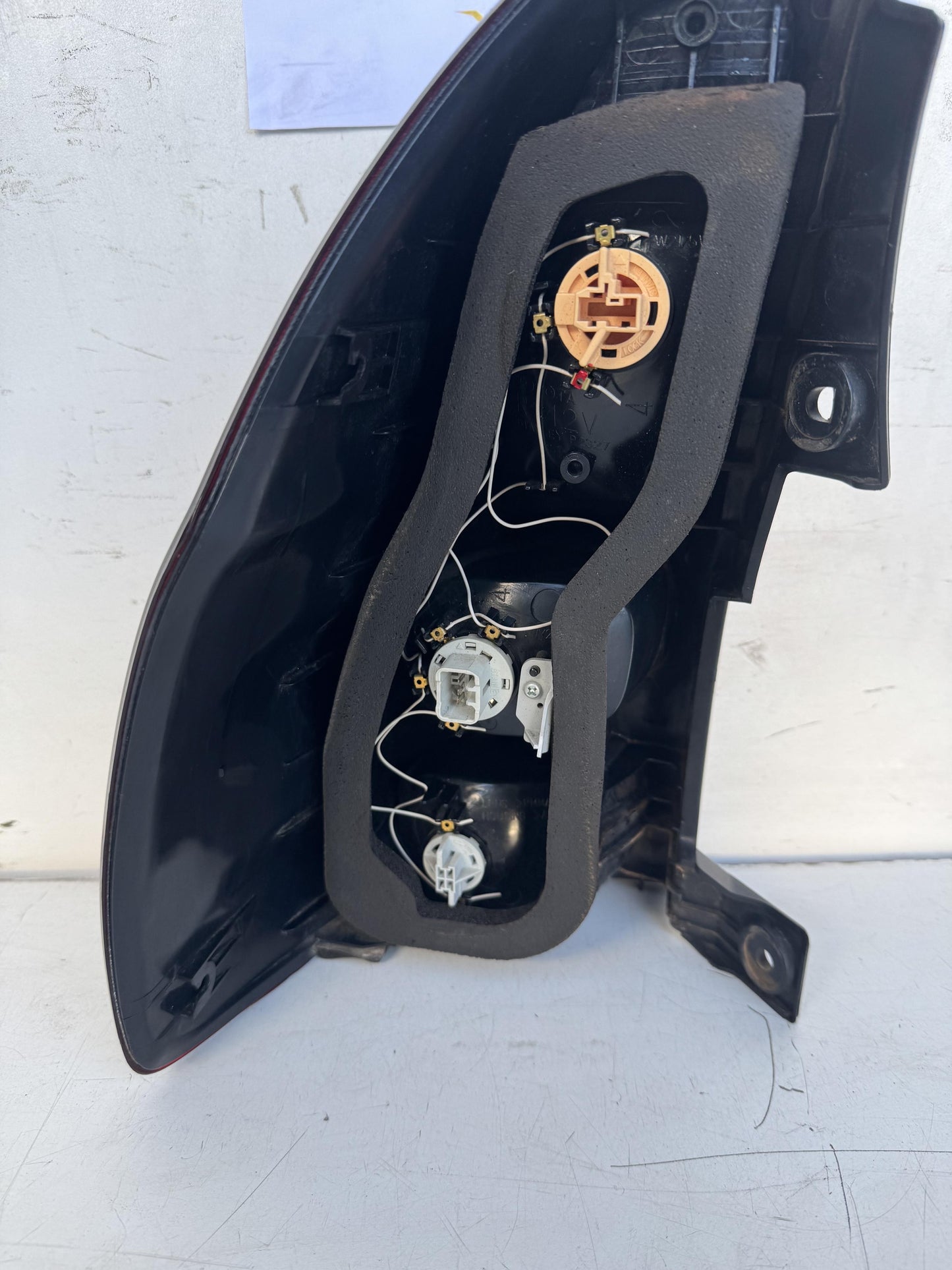 2006   Right Taillight