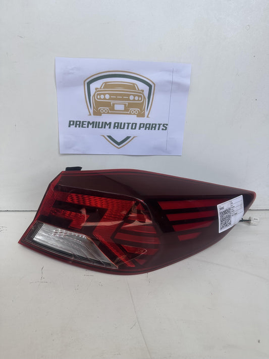 2018   Right Taillight