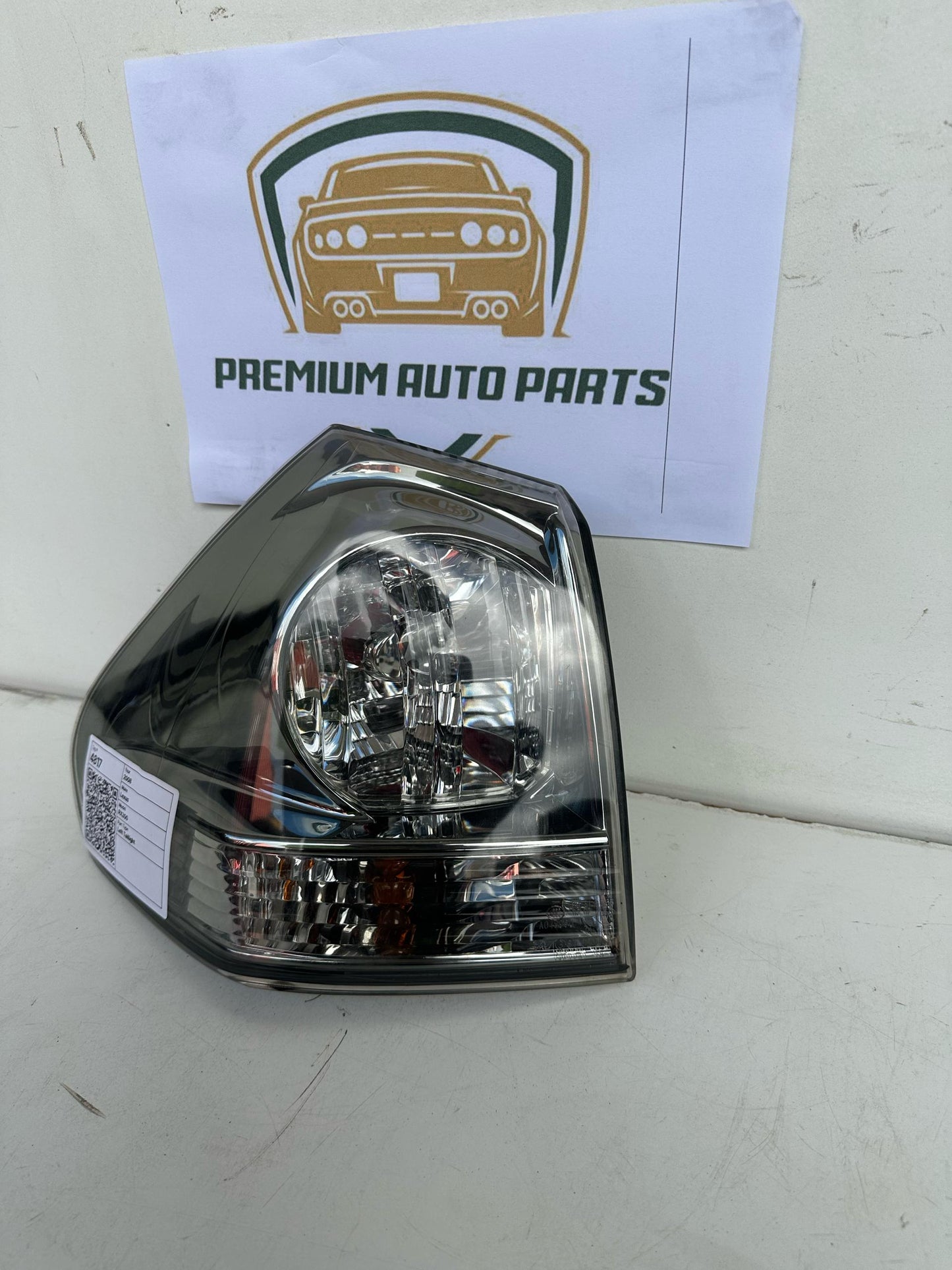 2008  U30 Left Taillight