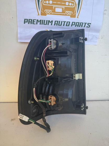 1999  105 Right Taillight