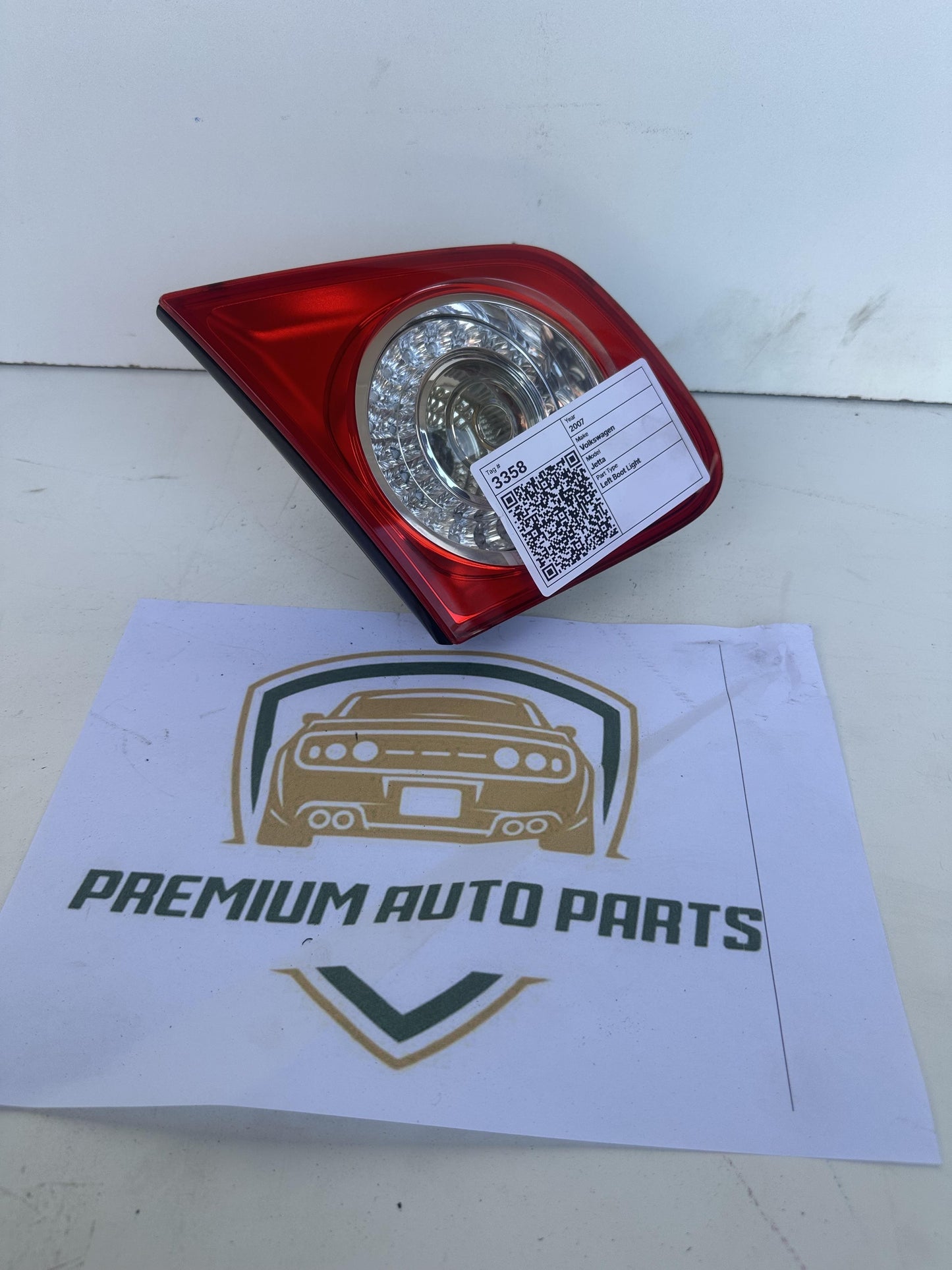 2007  MK5 - 1K Left Boot Light