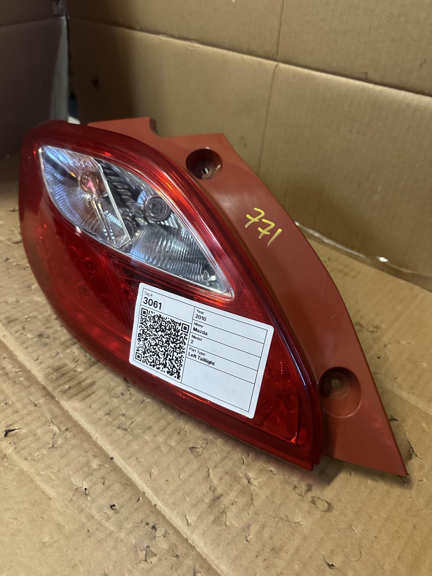 2010   Left Taillight