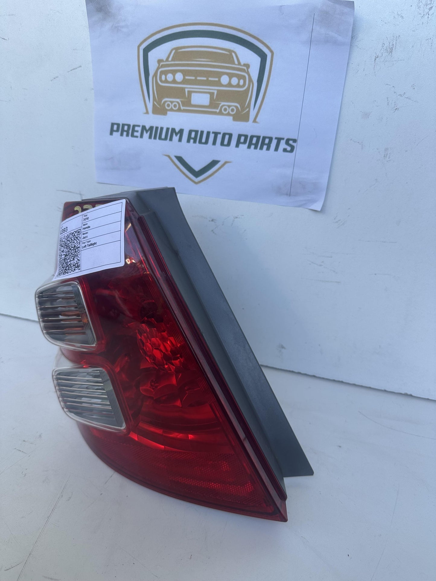 2010  GE Left Taillight