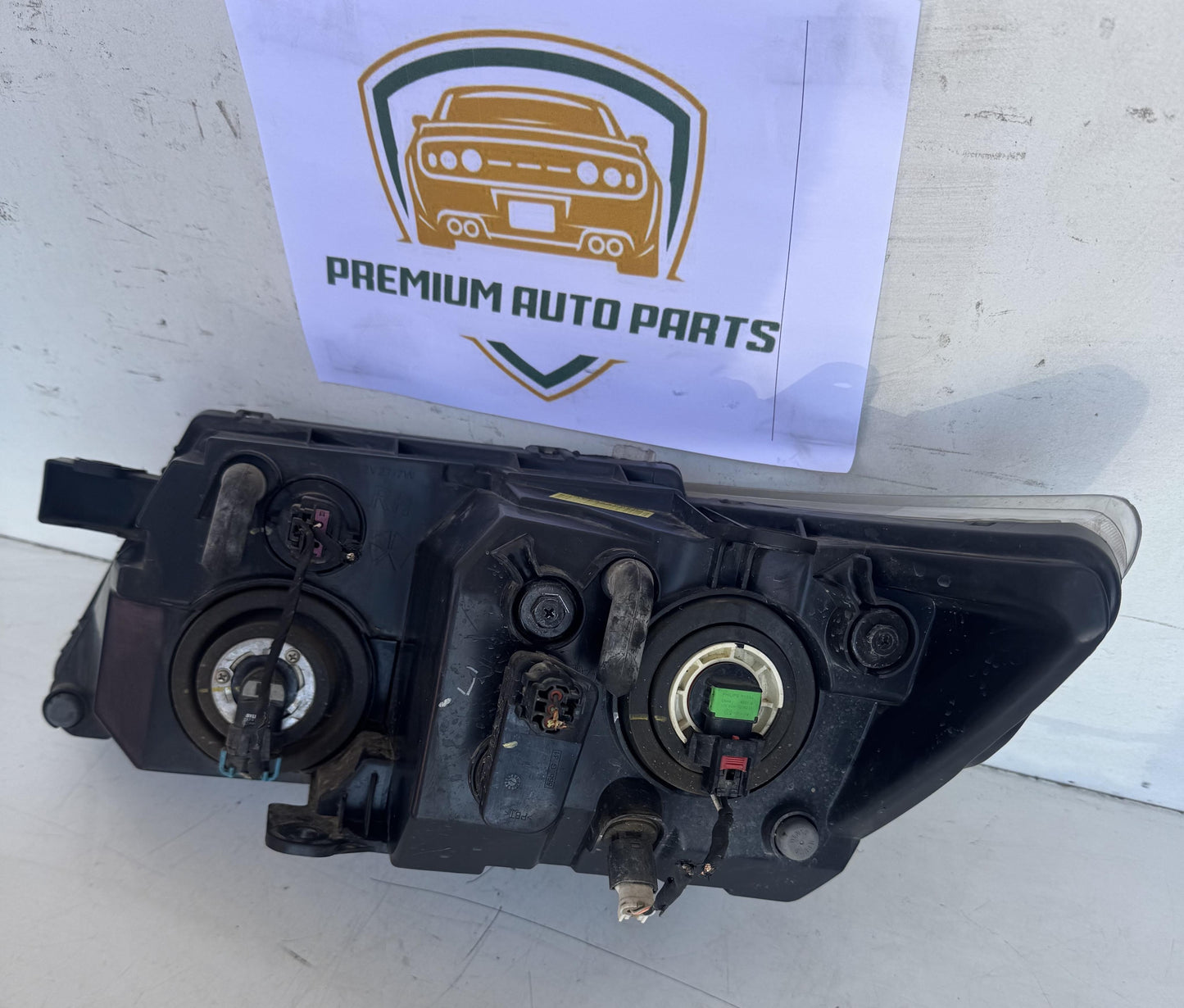 2014  JC Right Headlight