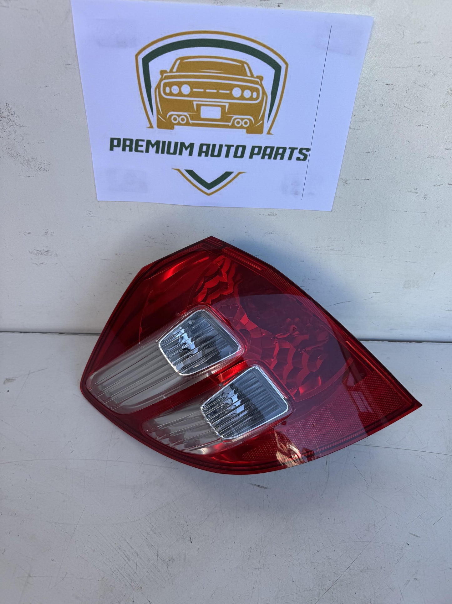 2009   Left Taillight