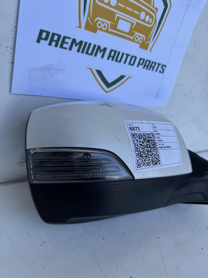 2012  V BM Right Door Mirror