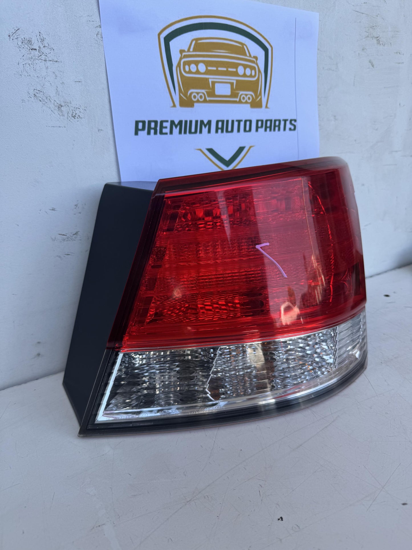 2012  V BM Right Taillight