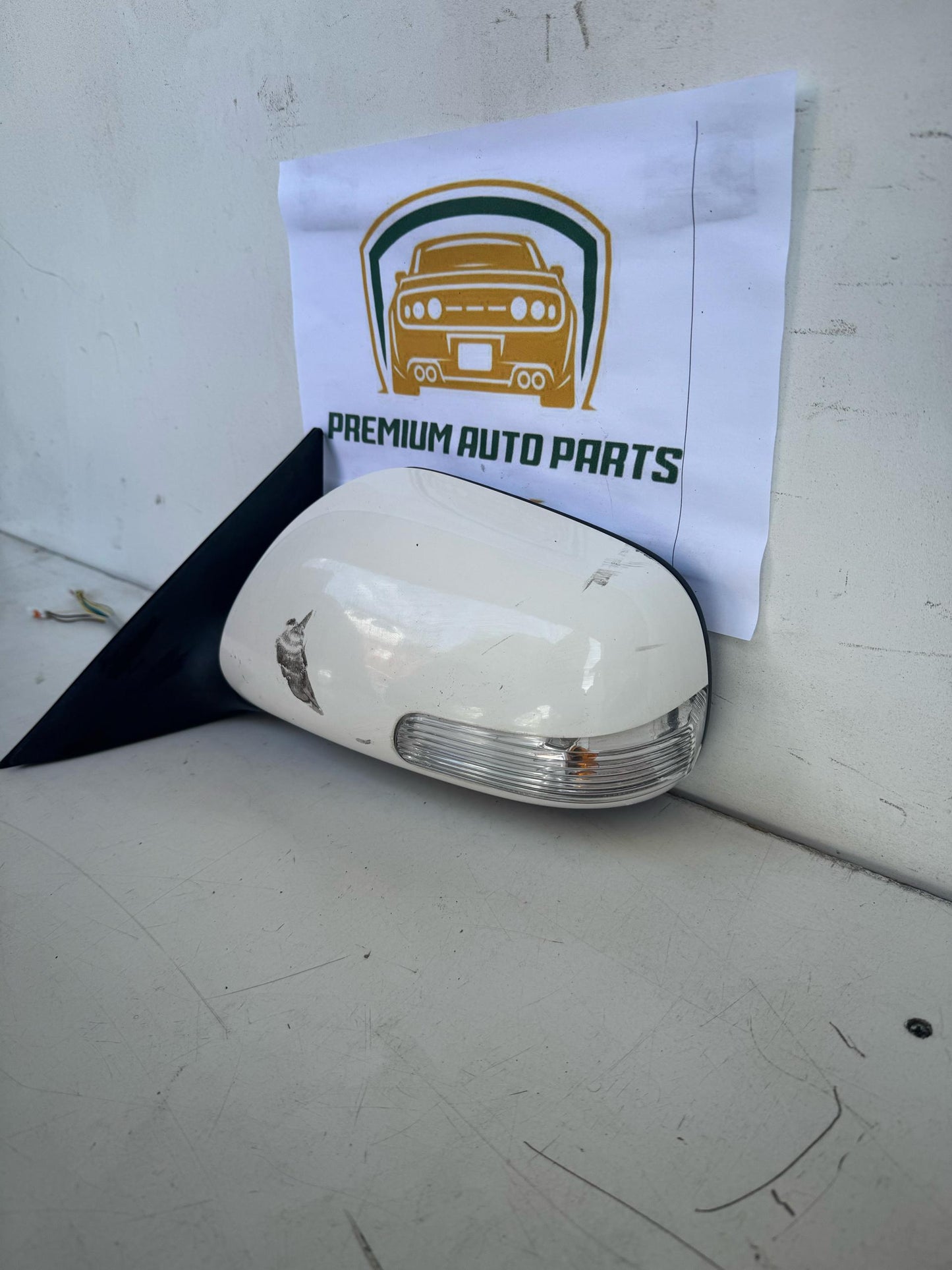 2010   Left Door Mirror