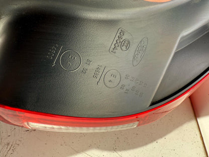 2018 Jeep Grand Cherokee Left Taillight