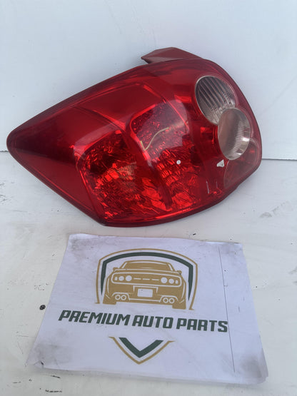 2007   Left Taillight