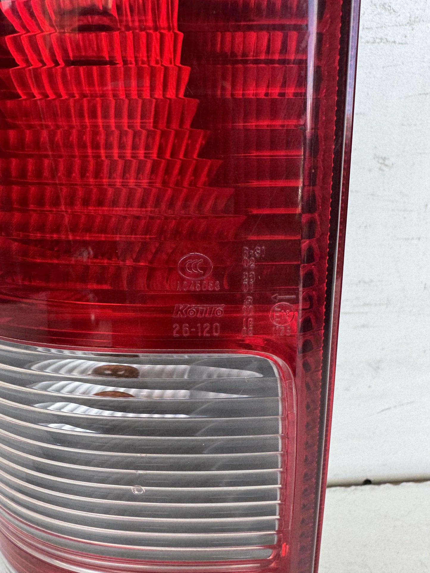 2007   Left Taillight