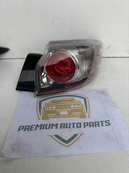 2013  II BL Right Taillight