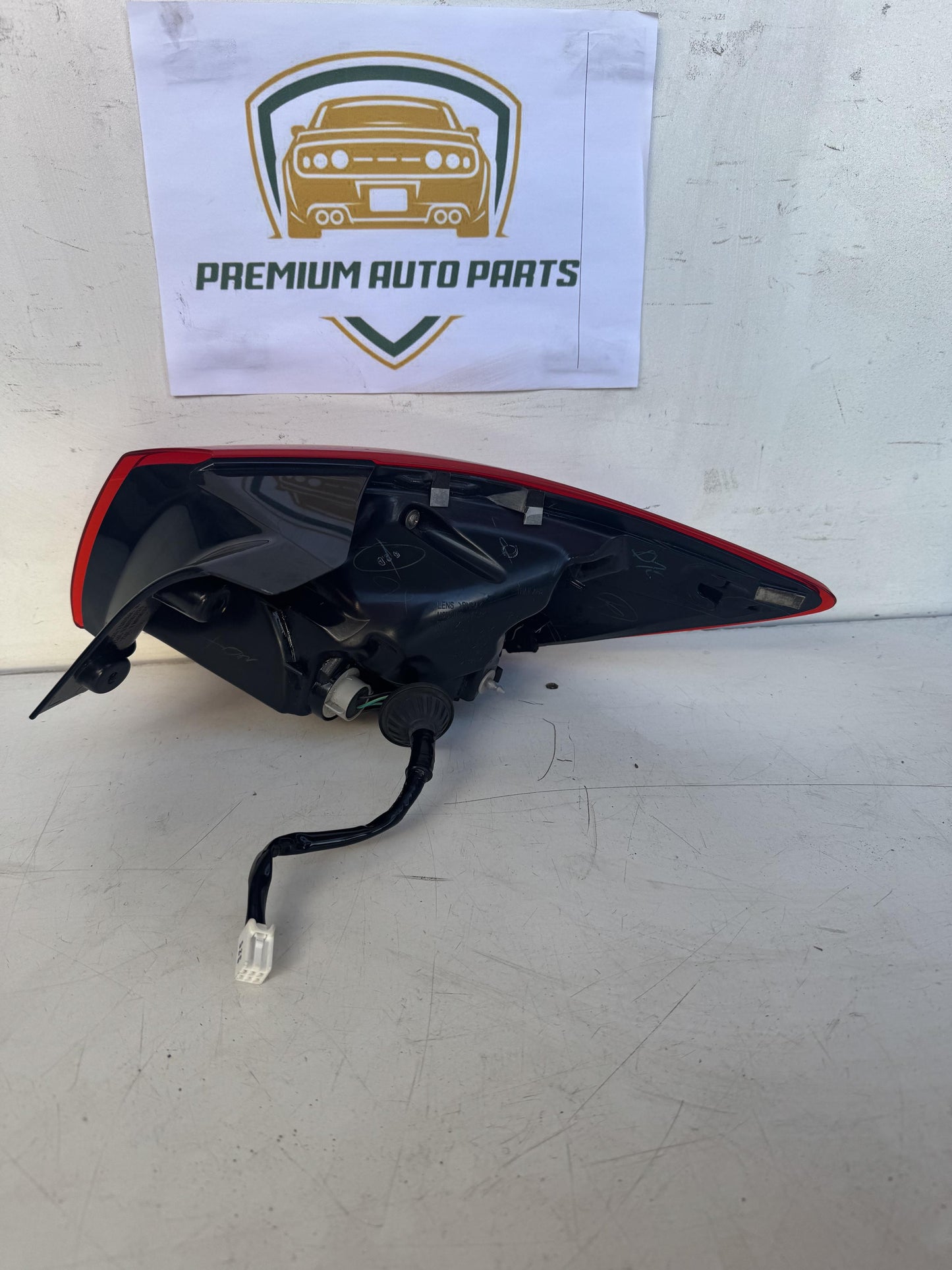 2015   Left Taillight