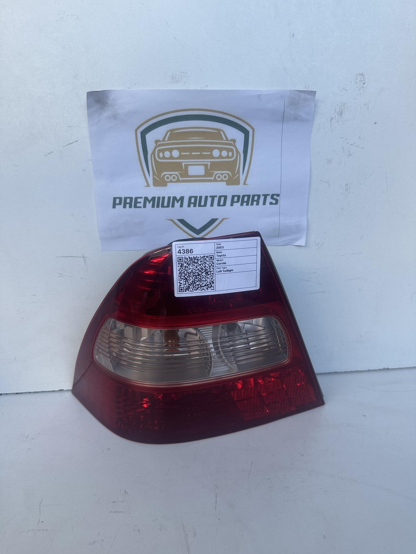 2003  E120 Left Taillight