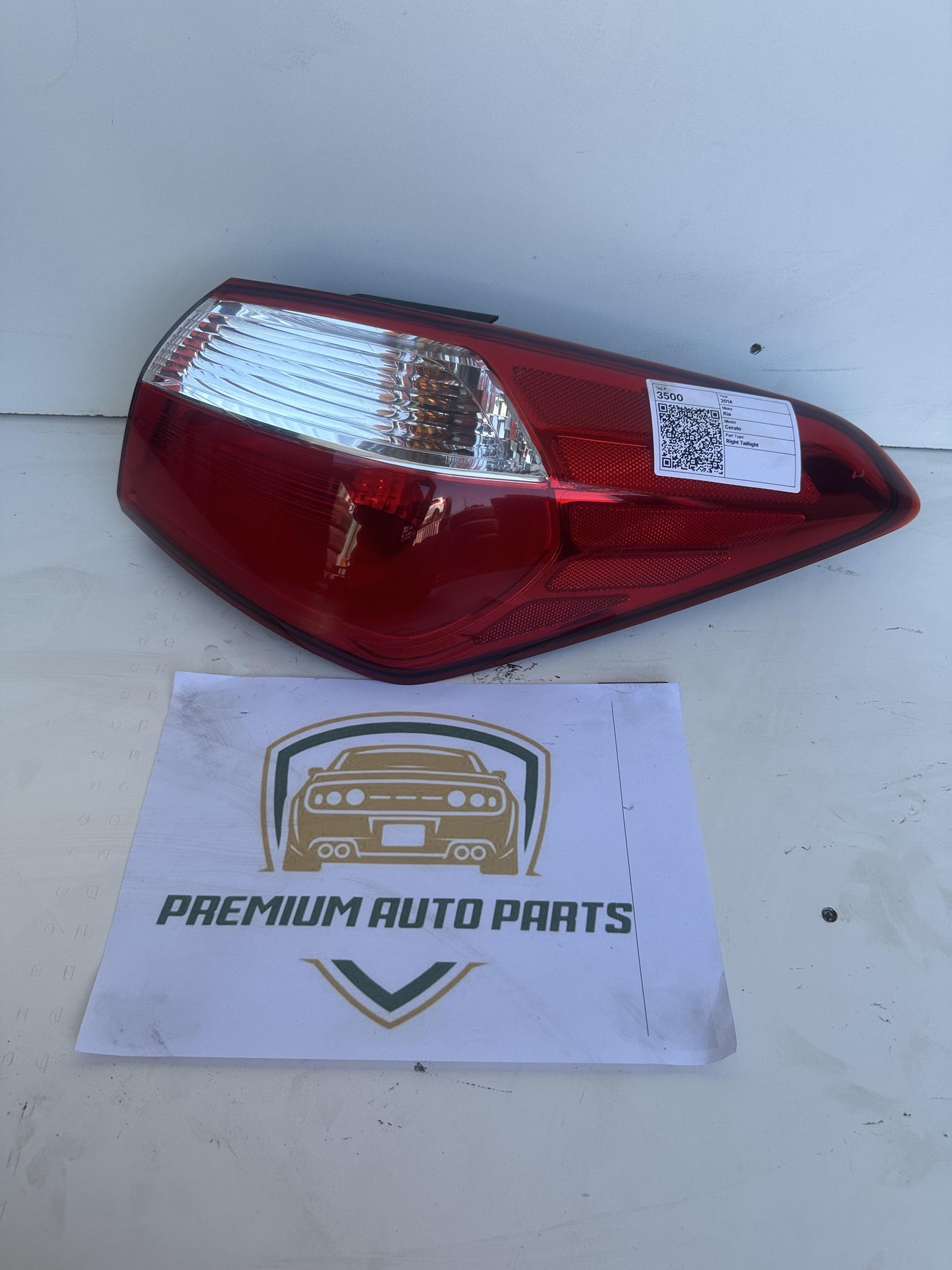 2014   Right Taillight