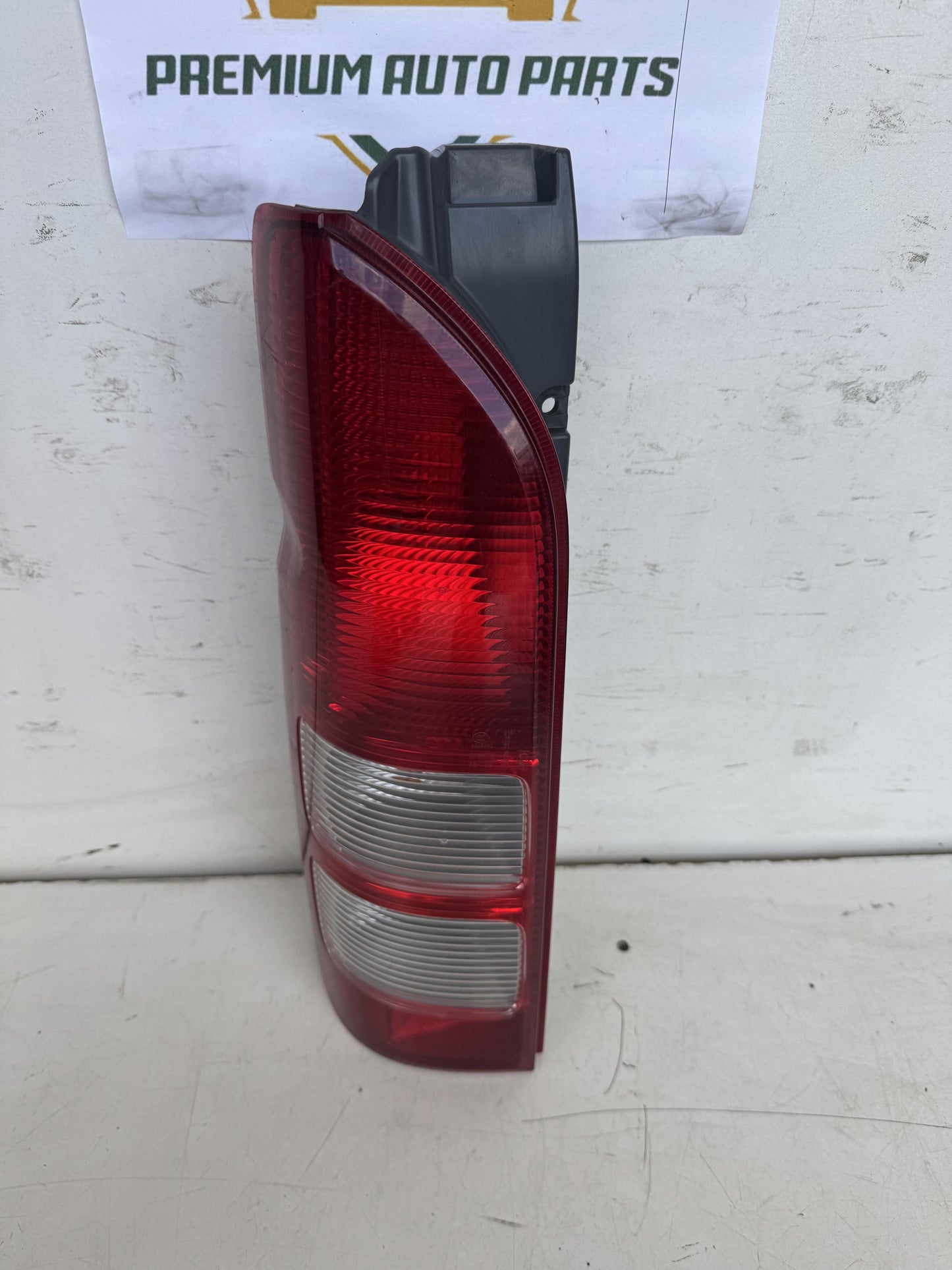 2007   Left Taillight