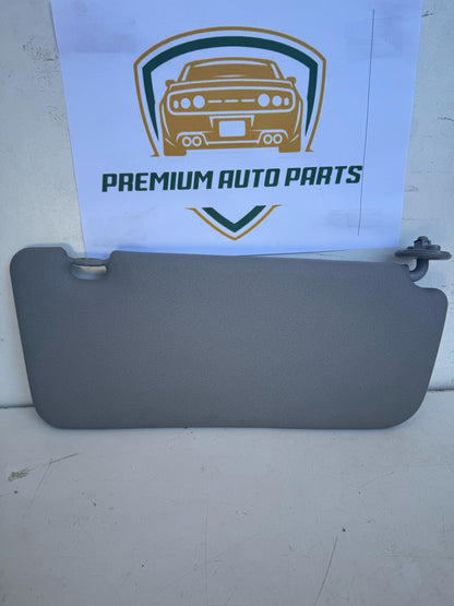 2004   Left Sun Visor