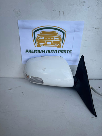 2010   Right Door Mirror