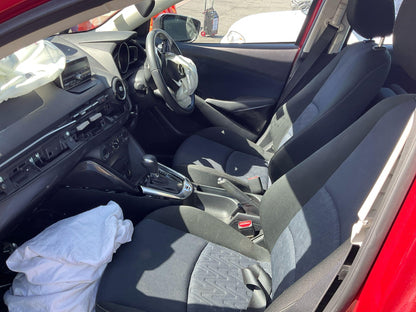 2015 Mazda Mazda2 DJ2HAA DJ2HAAHatchback 
Mazda
Mazda2