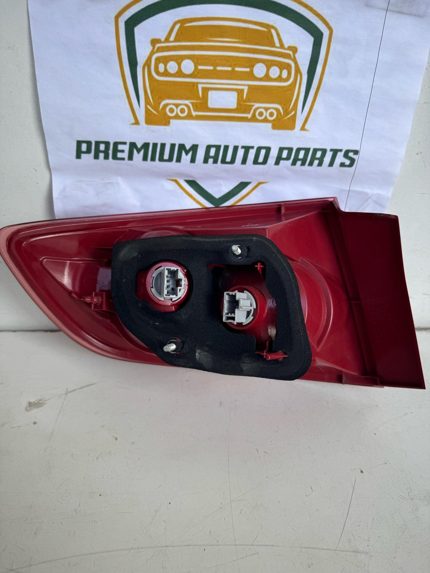 2005   Right Taillight