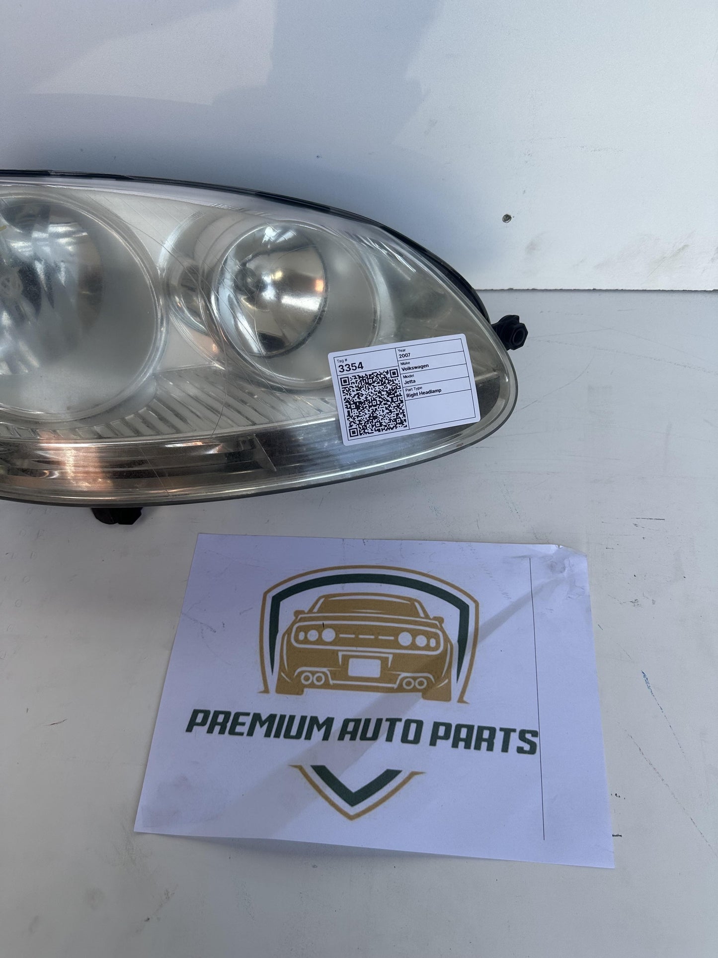 2007  MK5 - 1K Right Headlight
