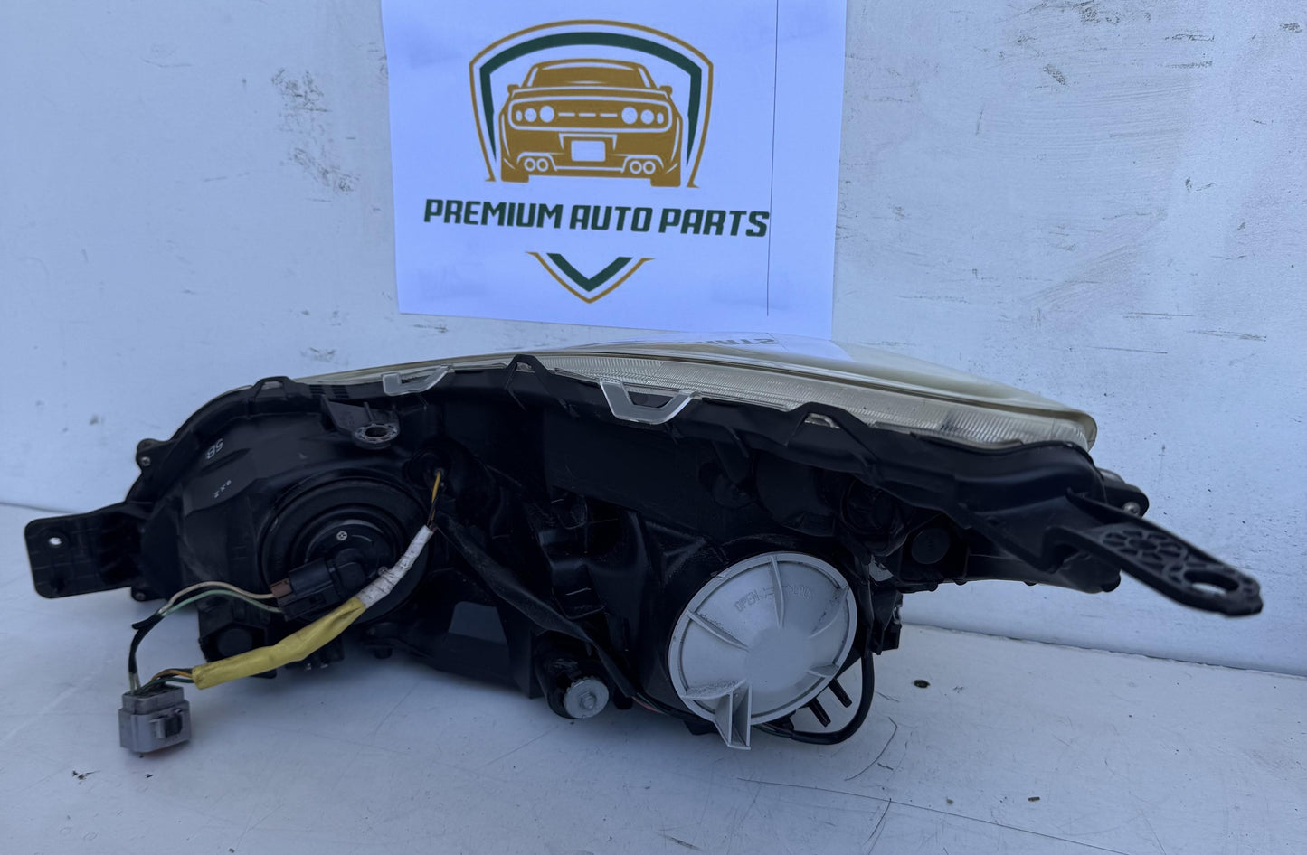 2012  V BM Right Headlight
