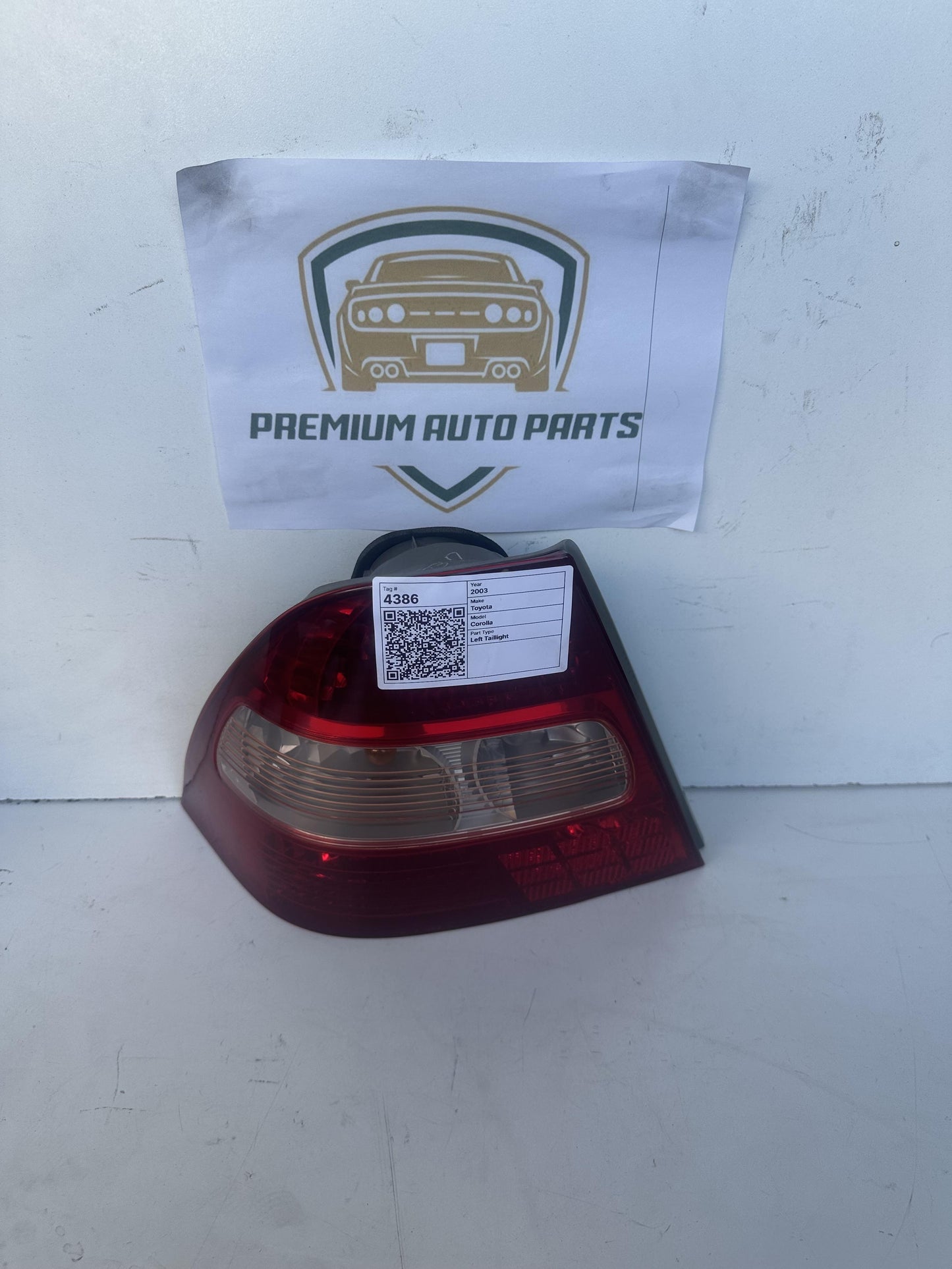2003  E120 Left Taillight