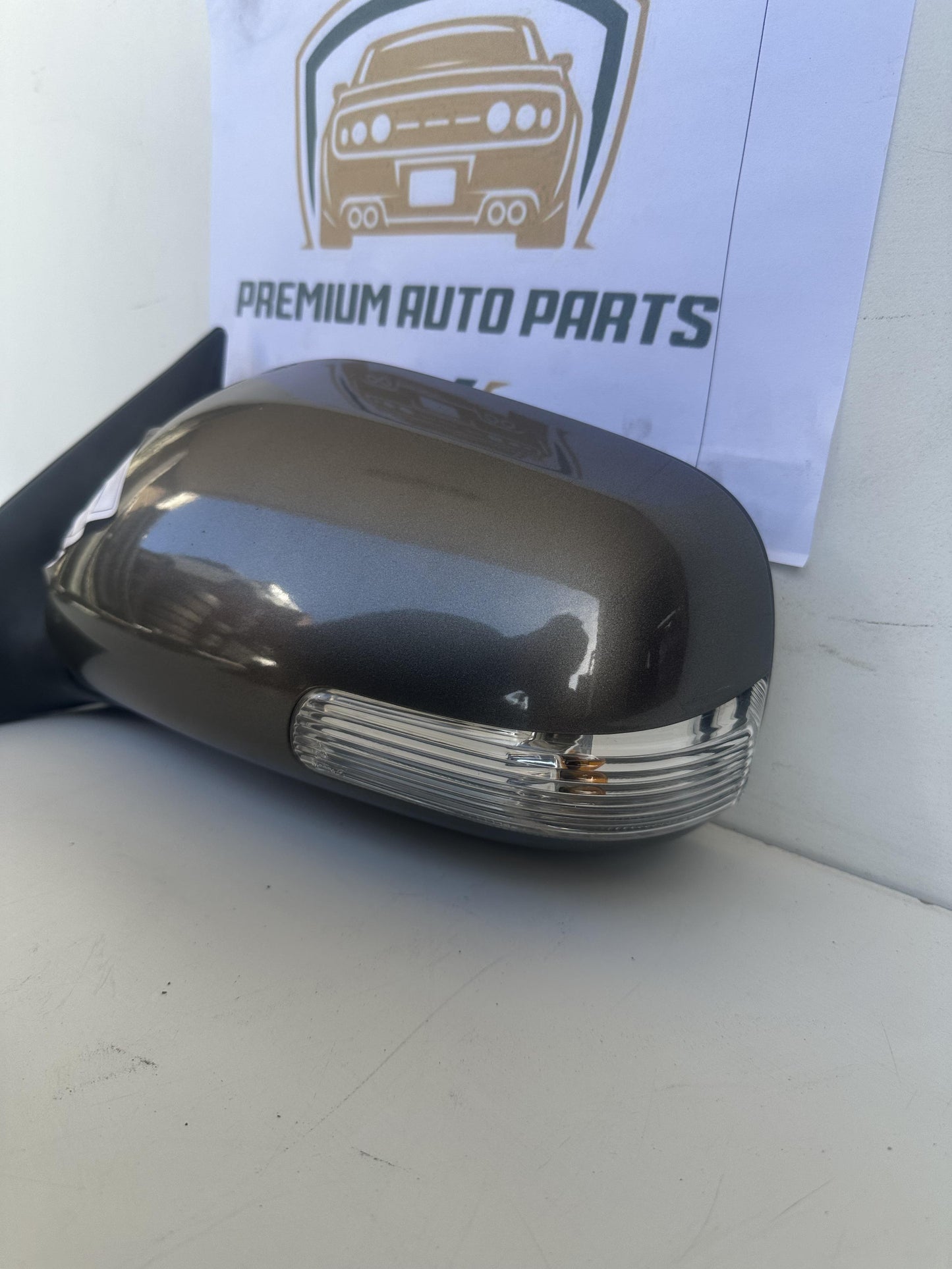 2010  V40 Left Door Mirror