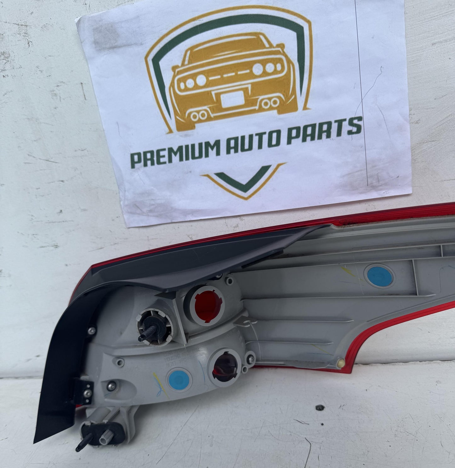 2015  LZ Left Taillight