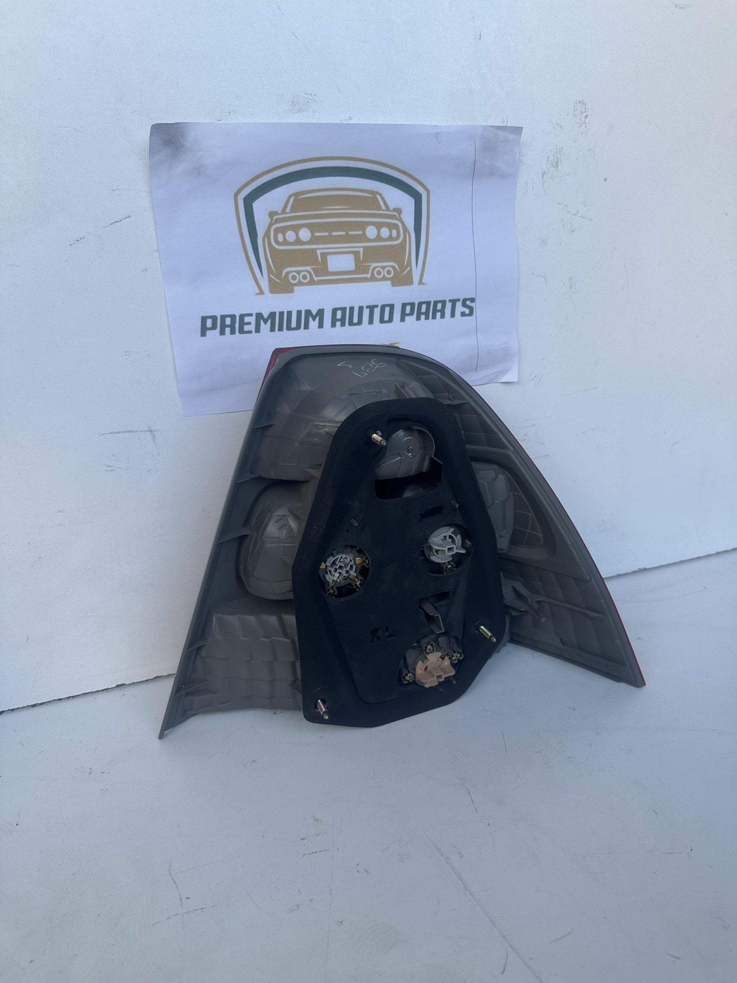 2003  E120 Left Taillight