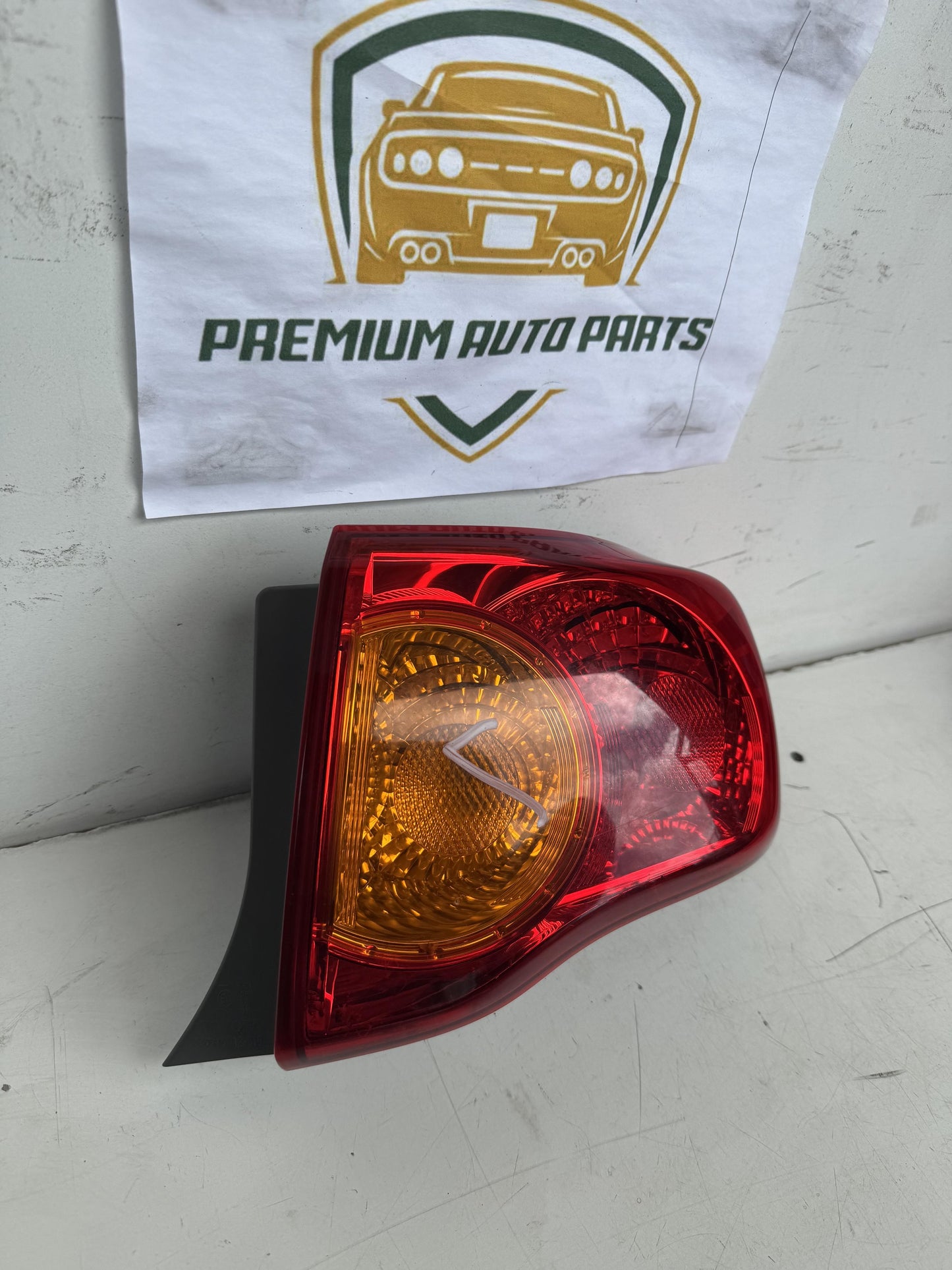 2008   Right Taillight