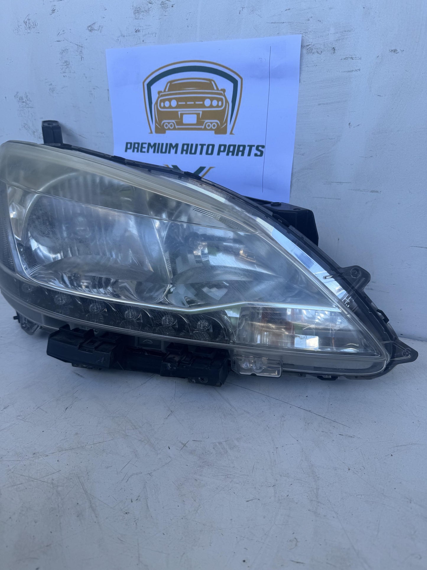 2014  B17 Right Headlight