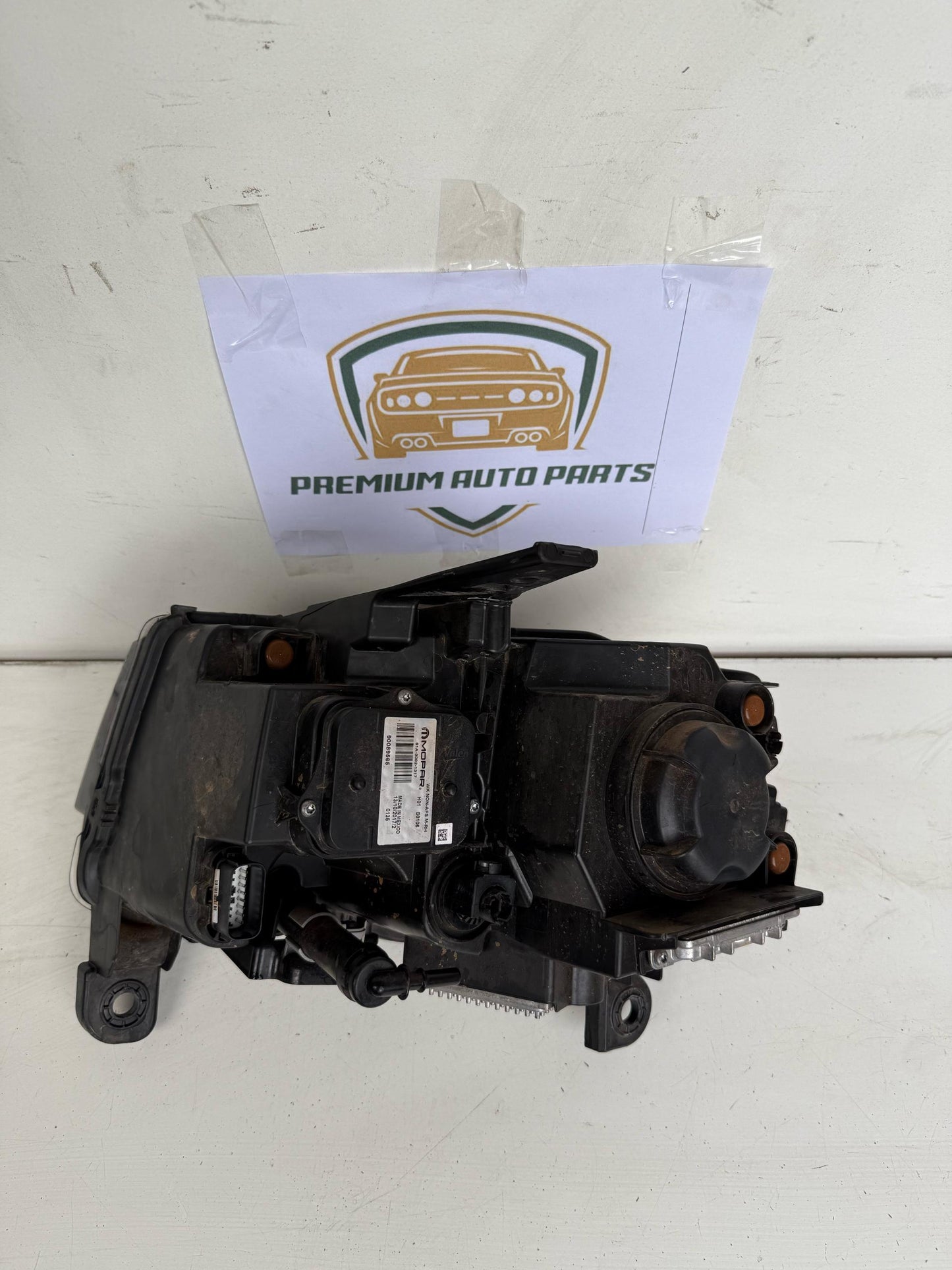 2018 Jeep Grand Cherokee Right Headlight