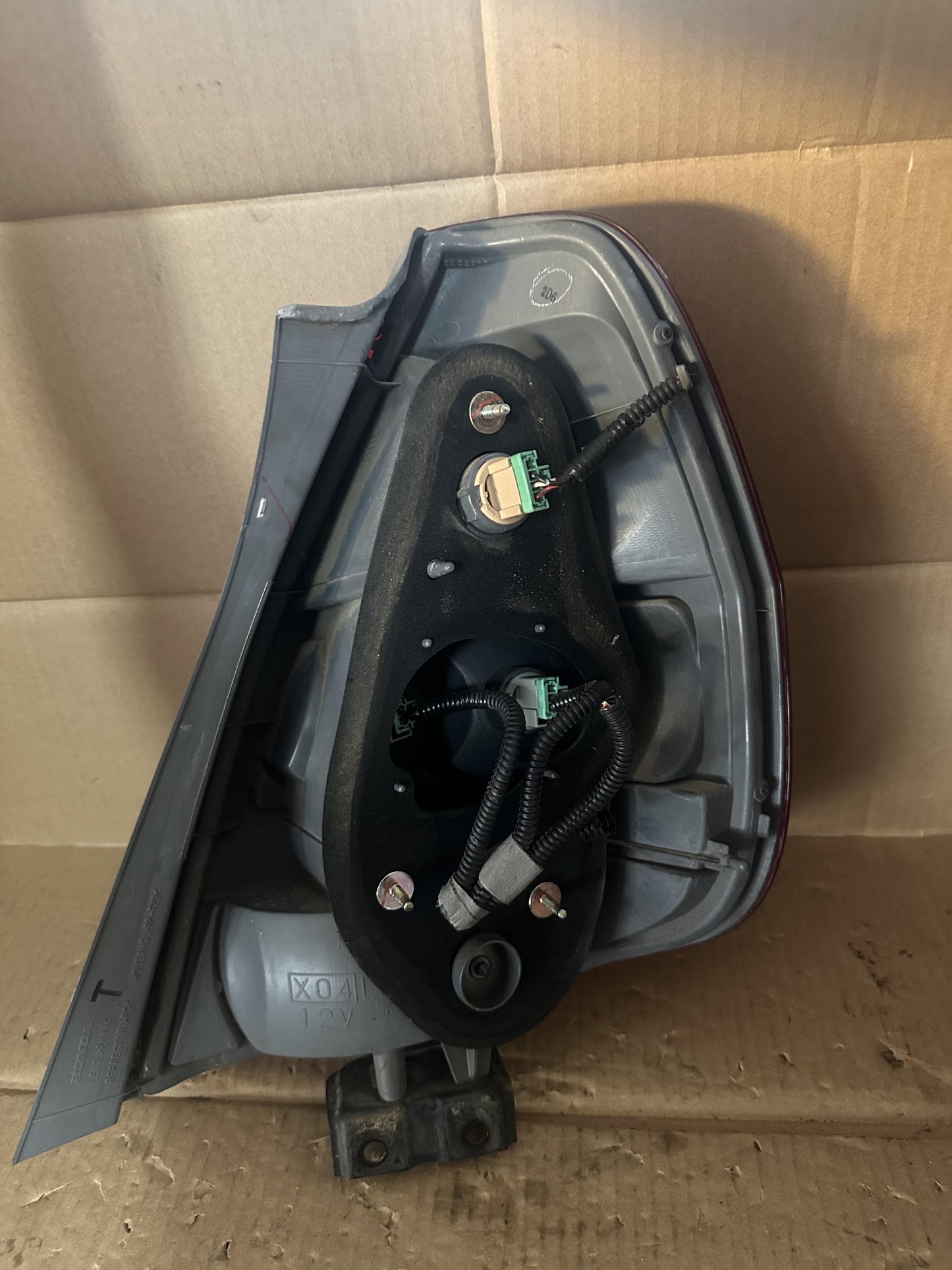 2002   Left Taillight