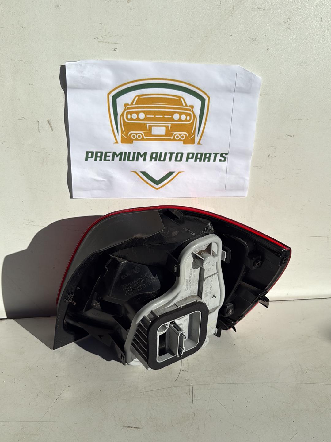 2012 Volkswagen Polo Left Taillight