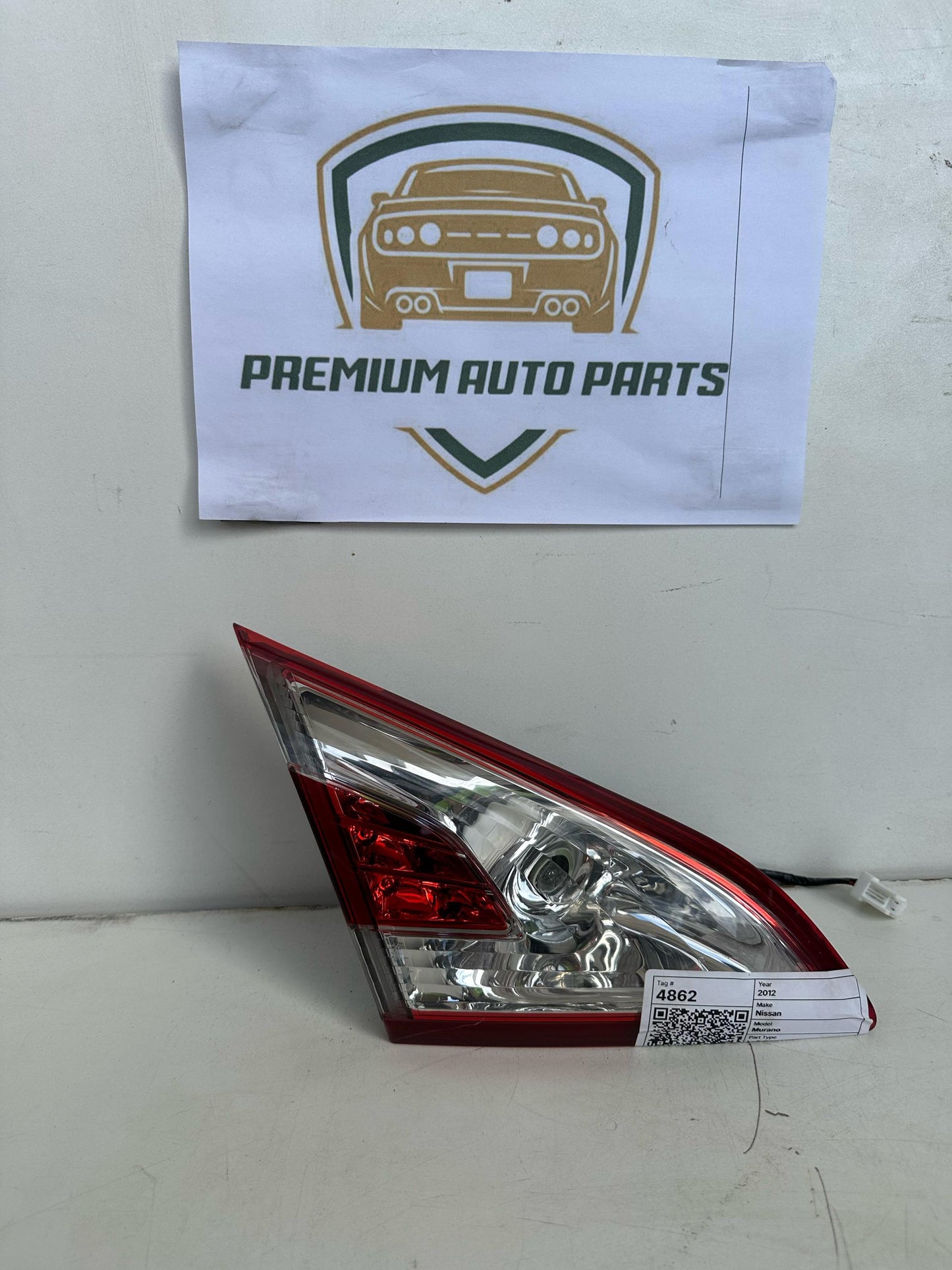 2012 Nissan MuranoII Z51 Left Boot Light