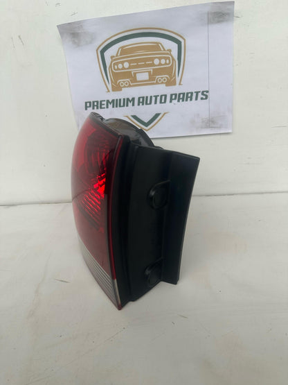 2007   Left Taillight