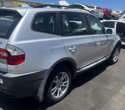 2004 BMW X3  E83Station Wagon 
BMW
X3