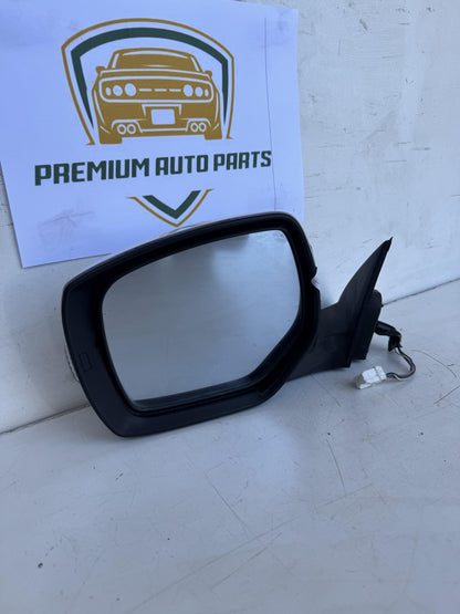 2012  V BM Left Door Mirror