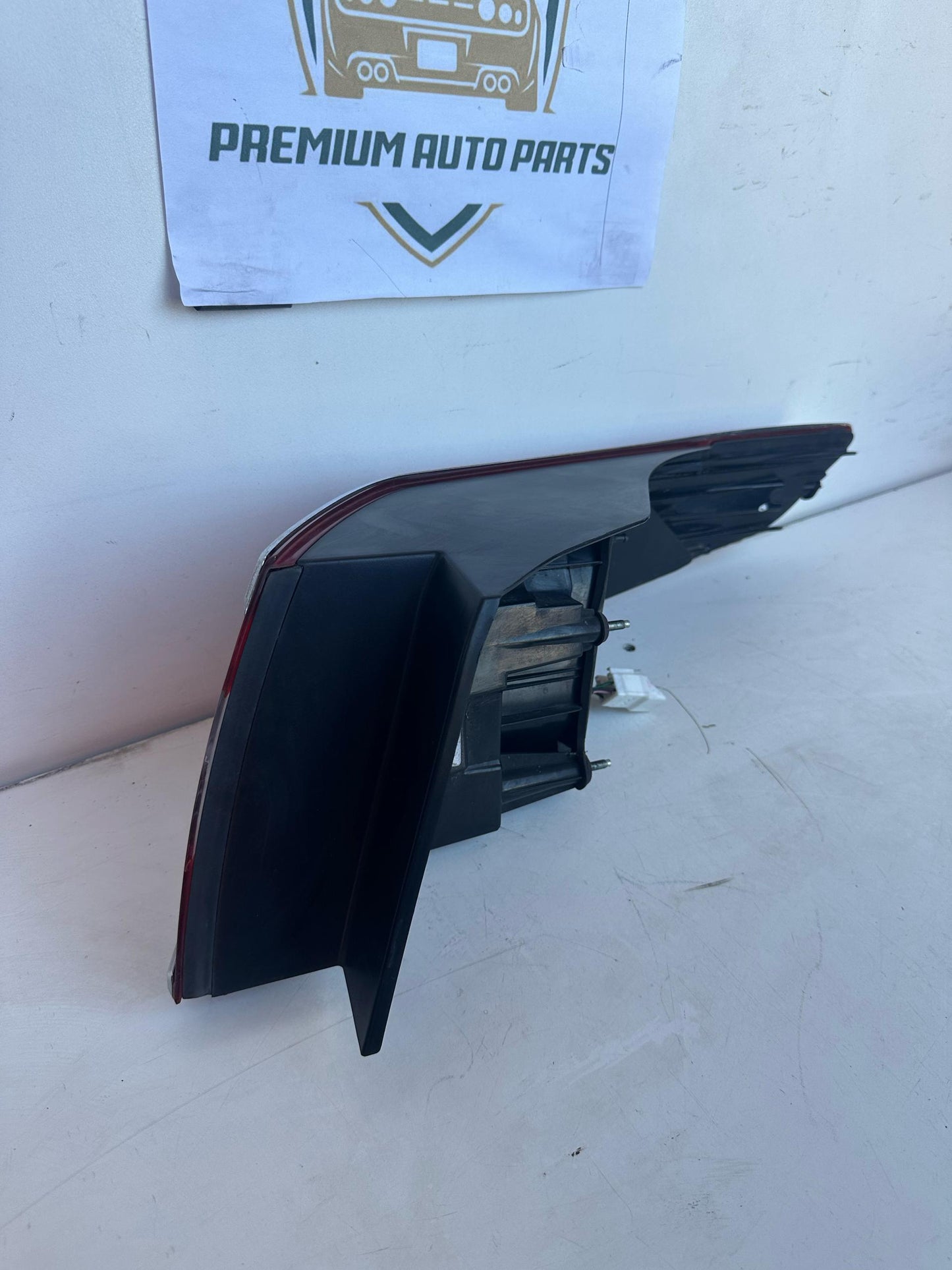 2011 Kia Optima TF Left Taillight