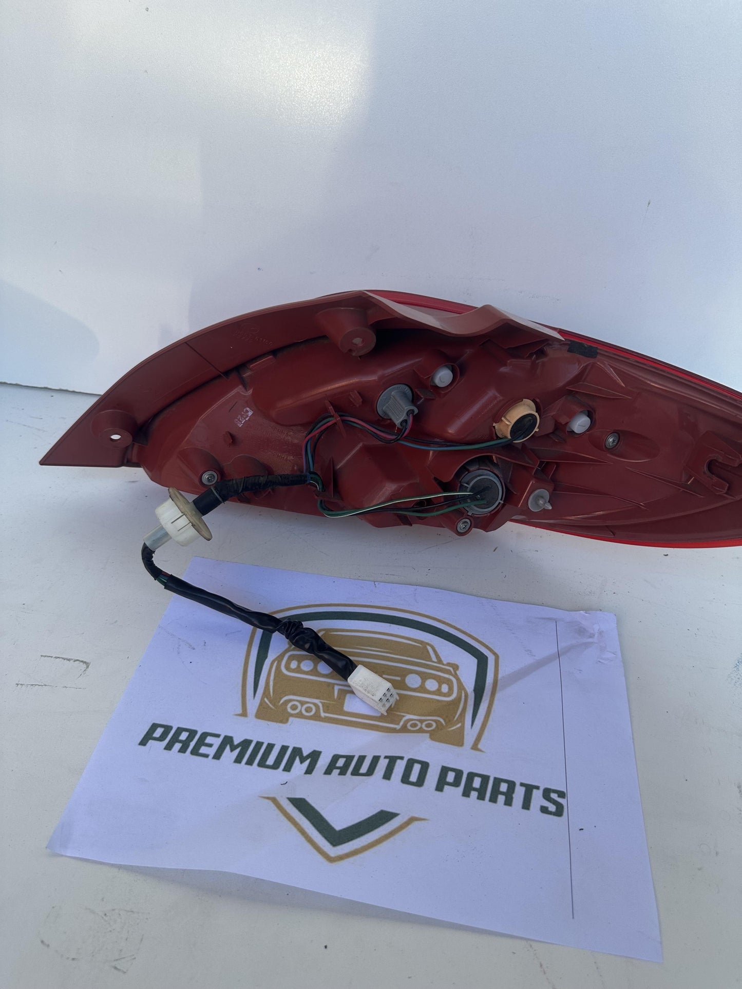 2013  II DE DH Left Taillight